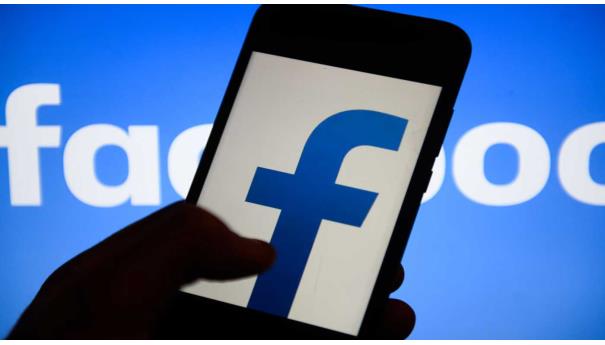 فيسبوك يغلق حسابات مزيفة مرتبطة بإيران
