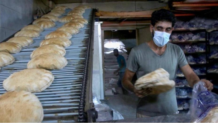 مصرف لبنان عاجز عن دعم الطحين.. إليكم السعر الجديد للخبز