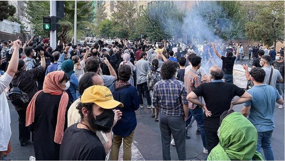 احتجاجات إيران.. مئات المتظاهرين فقدوا أبصارهم!