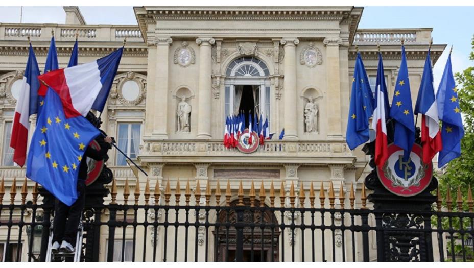 الخارجية الفرنسية تعلّق على الاجتماع الخماسي للبنان