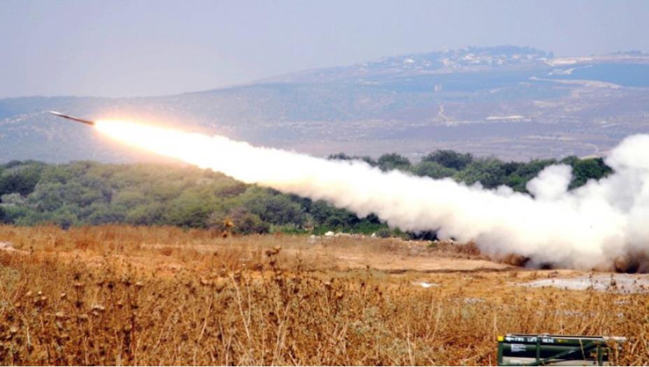 صاروخ من الجنوب باتجاه الأراضي الفلسطينية
